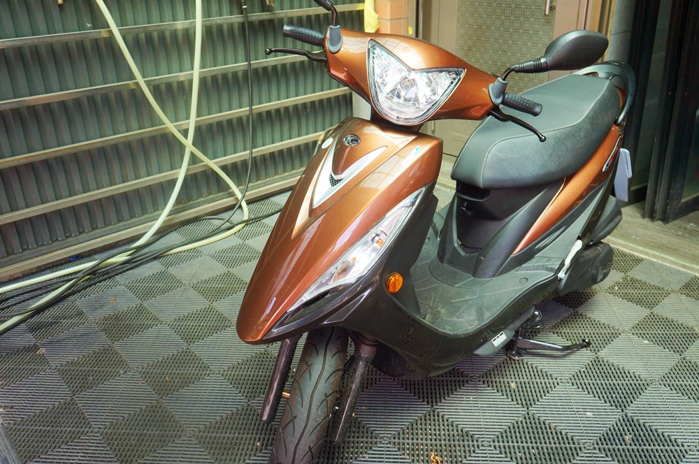 小姐好蠟-洗車廠